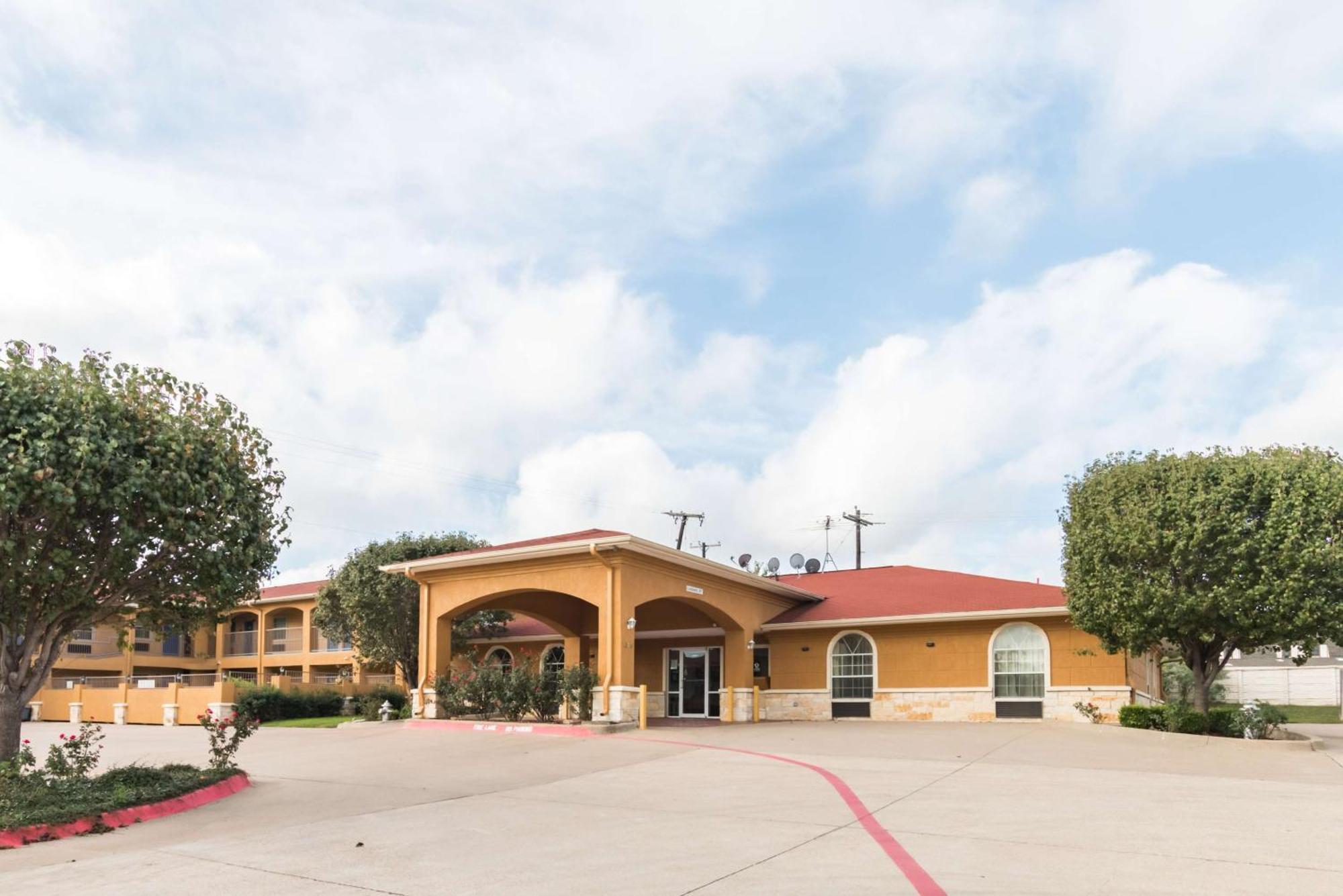 Motel 6 Alvarado Tx Eksteriør bilde